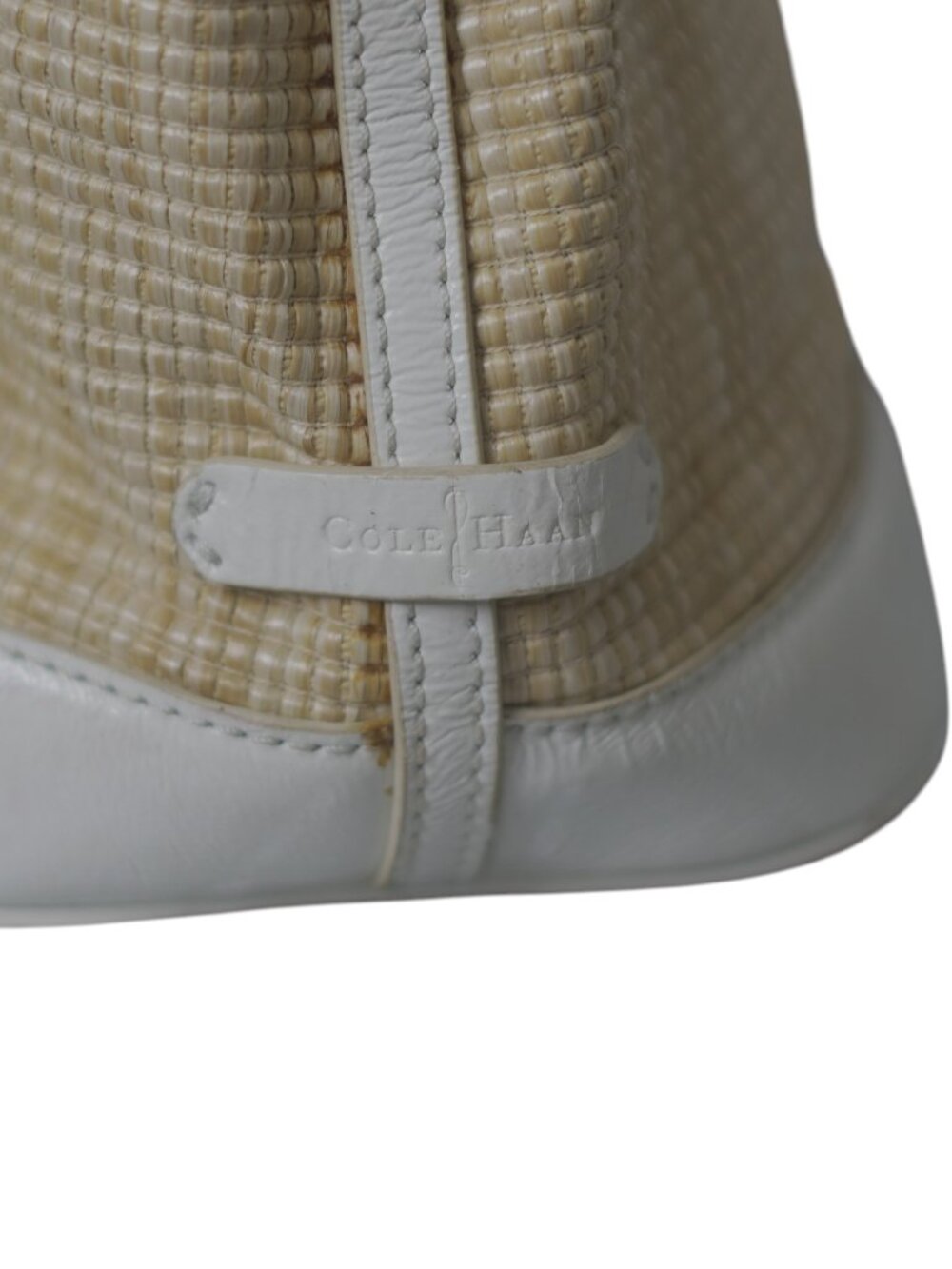 Cole Haan Raffia White Patent Leather Tote Floral Charm Summer Bag Beach GUC - Picture 8 of 15